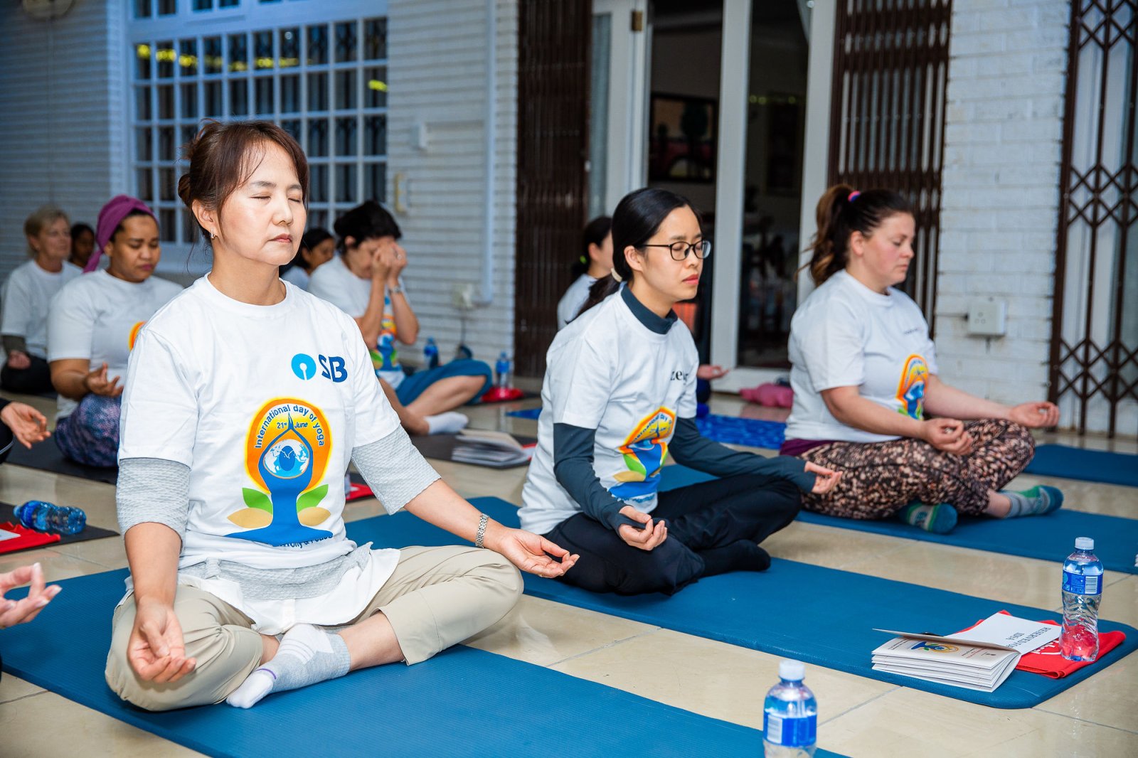 The High Commission of India, Pretoria organised the “Curtain Raiser Event” a 30 Days to the 11th International Day of Yoga on 21st May 2025 at India House.  The members of the International Diplomatic Spouses Association in South Africa (IDSA), members of various Yoga Institutes, and members of the Indian Diaspora attended the curtain-raiser event to celebrate and embrace the ancient Indian practice of Yoga and discover its transformative power for the body, mind, and spirit.