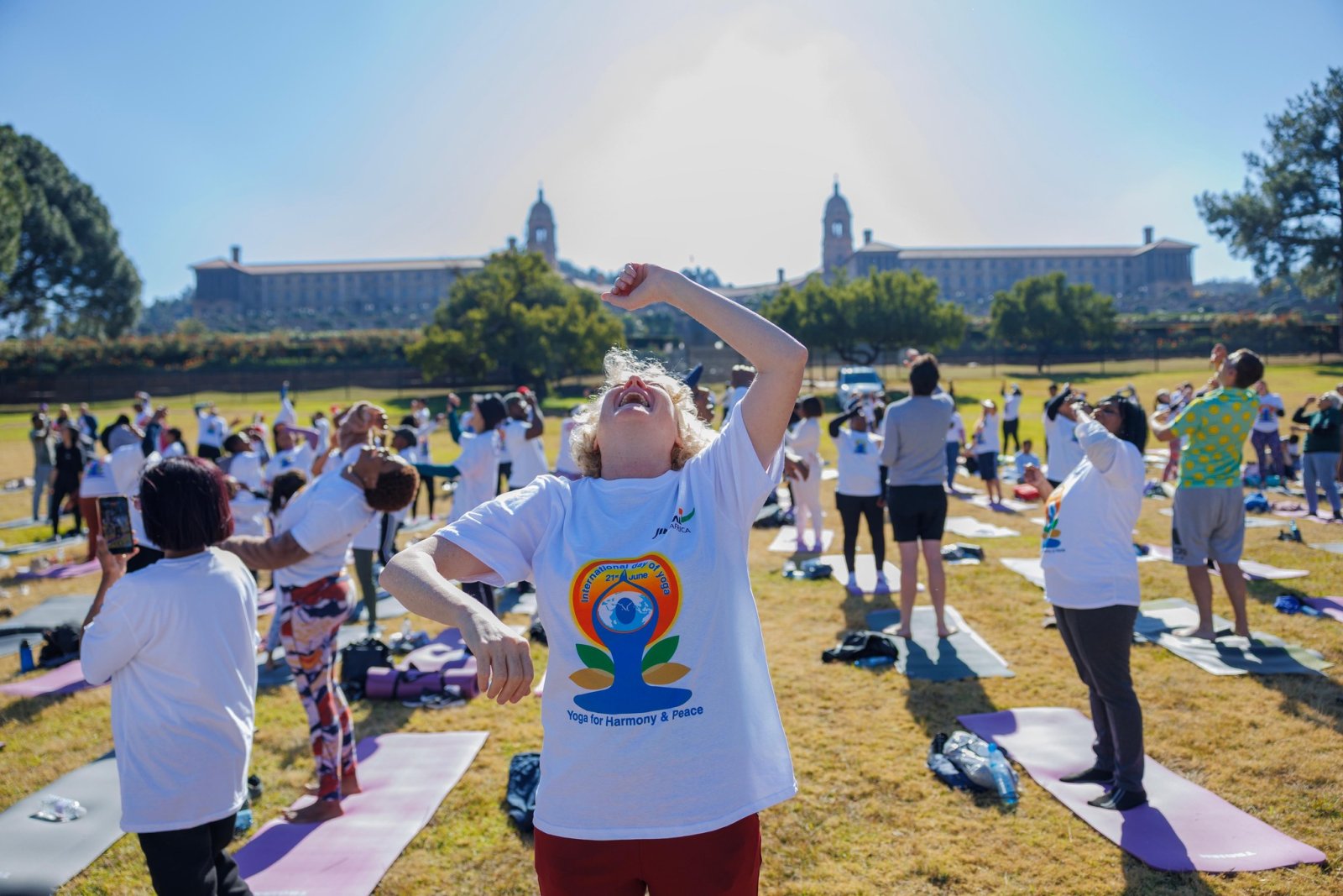 11th International Day of Yoga celebrated with great enthusiasm at the Iconic Union Building, South Lawns, Pretoria with the participation of South African & Indian community members.  The Yoga Trainers/ Teachers of various Yoga Institutes, kids, students enjoyed the various segments of Yoga i.e. Yoga poses/ asanas, meditation and laughter yoga.  On this occasion, High Commissioner Prabhat Kumar felicitated the Yoga Trainers.