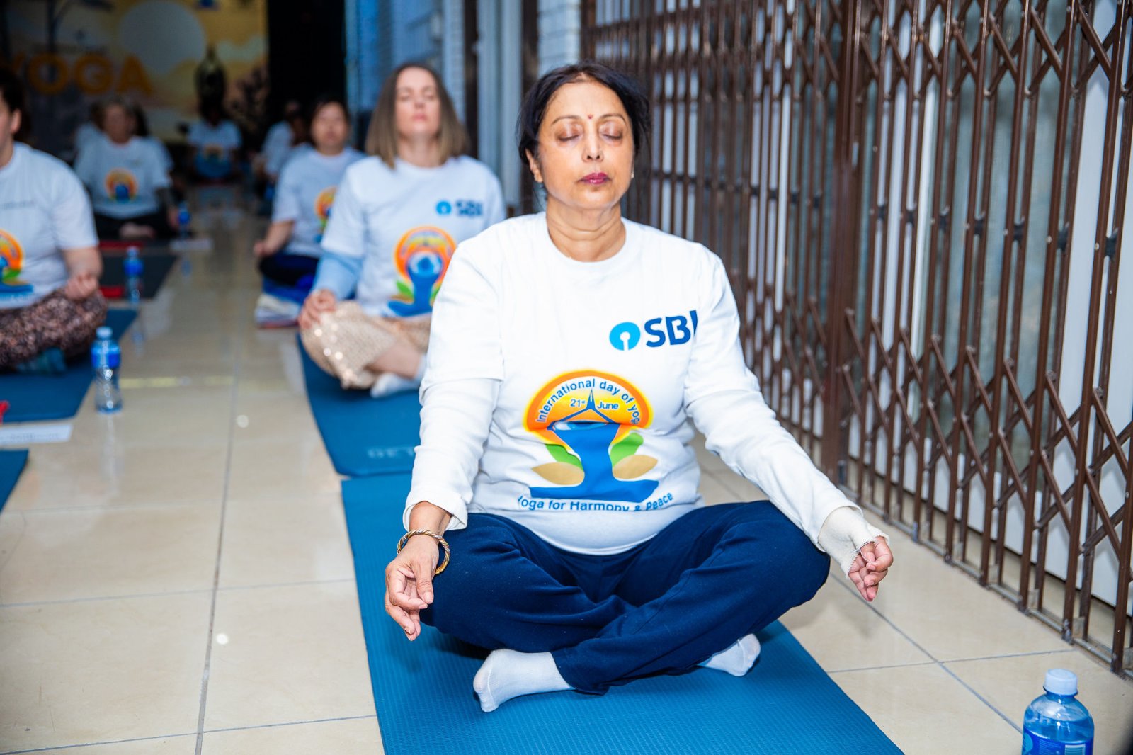 The High Commission of India, Pretoria organised the “Curtain Raiser Event” a 30 Days to the 11th International Day of Yoga on 21st May 2025 at India House.  The members of the International Diplomatic Spouses Association in South Africa (IDSA), members of various Yoga Institutes, and members of the Indian Diaspora attended the curtain-raiser event to celebrate and embrace the ancient Indian practice of Yoga and discover its transformative power for the body, mind, and spirit.