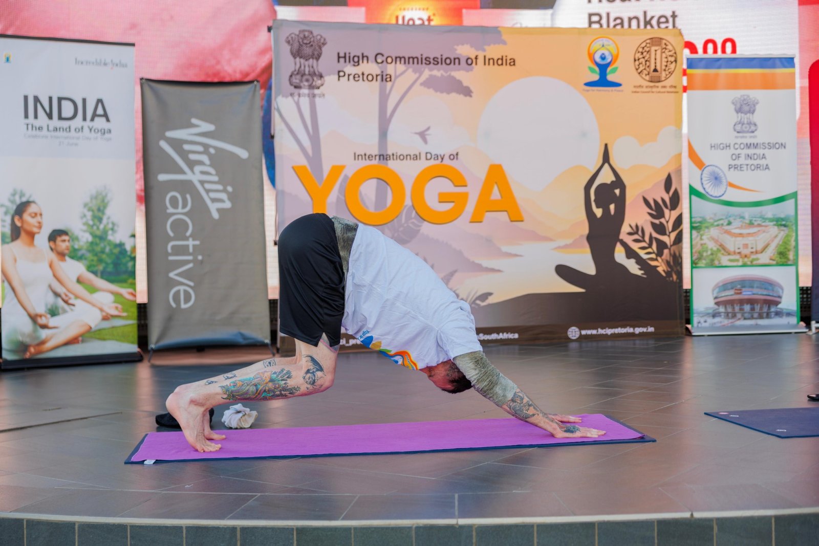 On 13 June 2025, as a run up to the International Day of Yoga, a collaborative event was held at the Loftus Park Pretoria with M/s Virgin Active Gym. Ms. Banu Prakash, Deputy High Commissioner and Mr. Katlego Mokwena, General Manager Virgin Active Gym highlighted the importance of Yoga as a fitness regiment in our daily life, and over all well-being.